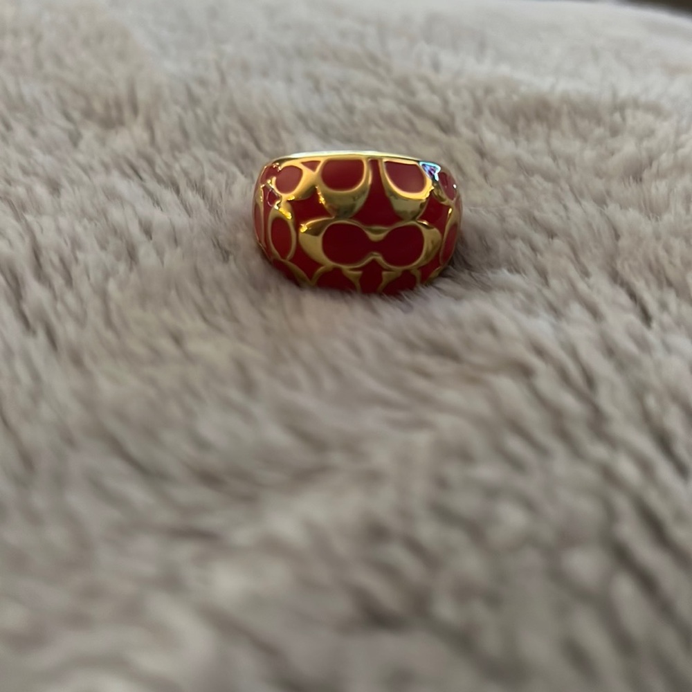 Coach ring